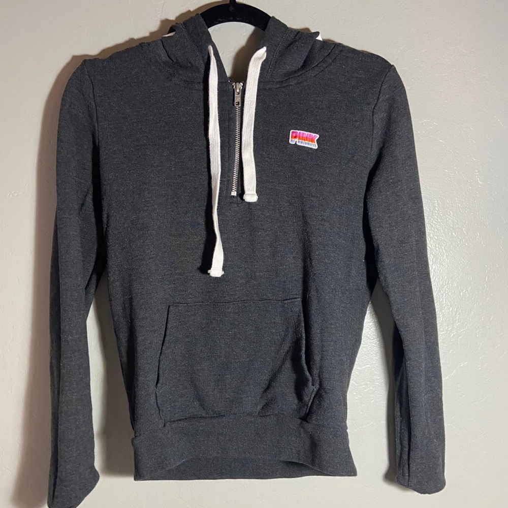 PINK Hoodie 🌈